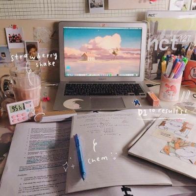 王子文六一带小孩海边游玩 去年曾被曝隐婚生子
